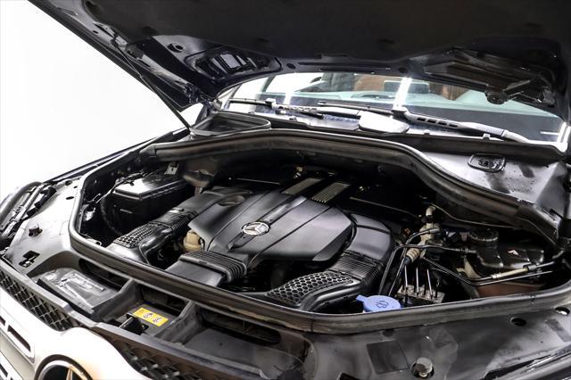Photo of 2017 Brilliant Blue Metallic Mercedes-Benz GLS 450