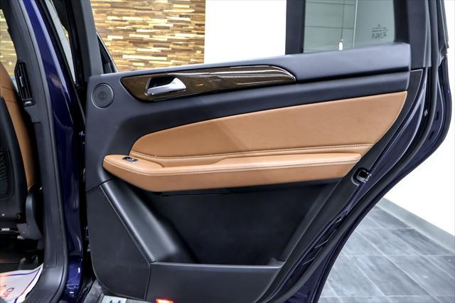 Photo of 2017 Brilliant Blue Metallic Mercedes-Benz GLS 450