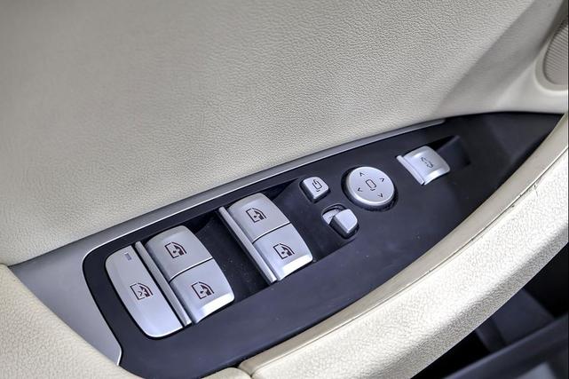 Photo of 2020 Alpine White BMW X3