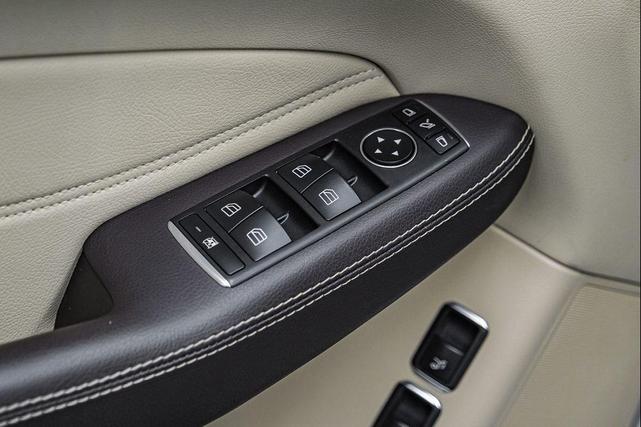 Photo of 2019 Polar White Mercedes-Benz GLS 450