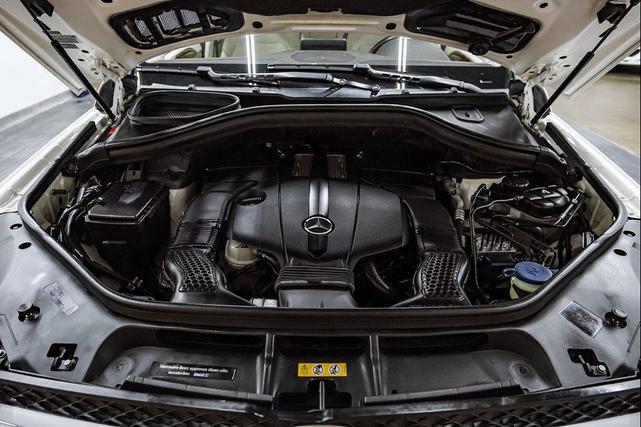Photo of 2019 Polar White Mercedes-Benz GLS 450
