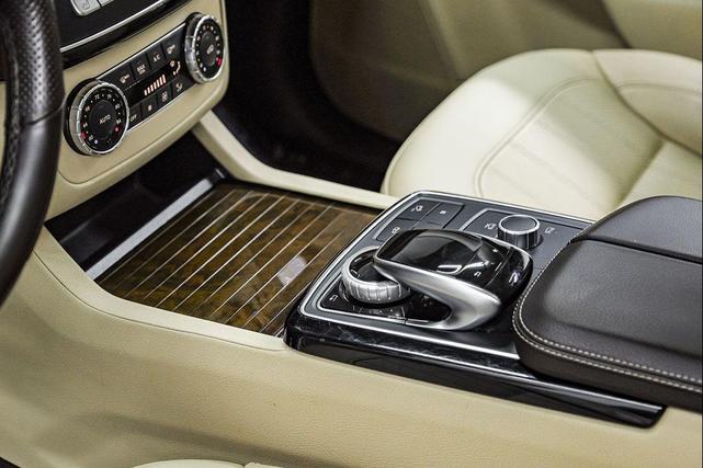 Photo of 2019 Polar White Mercedes-Benz GLS 450
