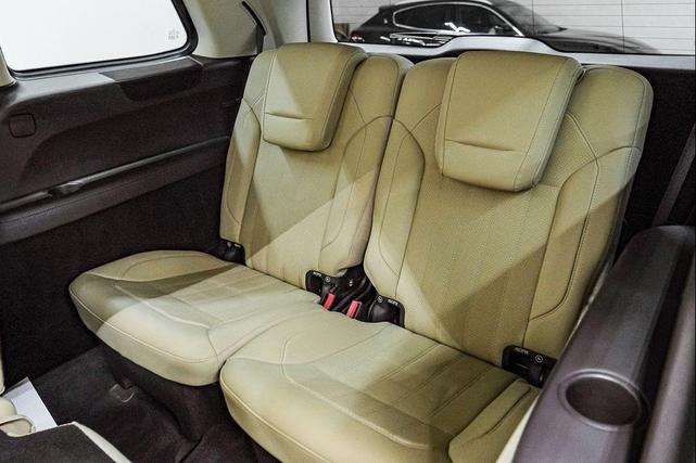 Photo of 2019 Polar White Mercedes-Benz GLS 450