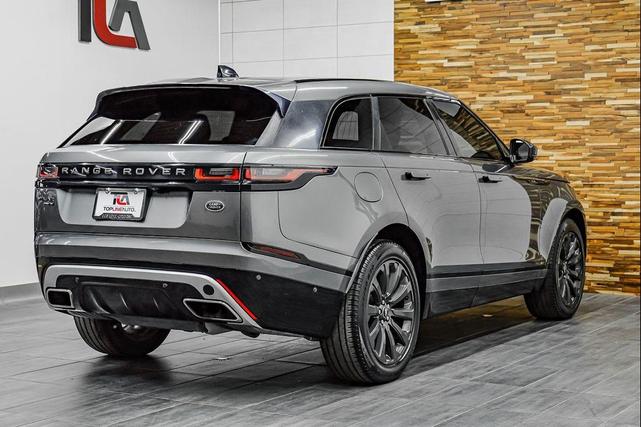 Photo of 2018 Gray Land Rover Range Rover Velar