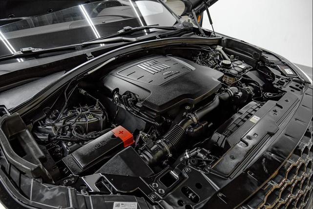 Photo of 2018 Gray Land Rover Range Rover Velar