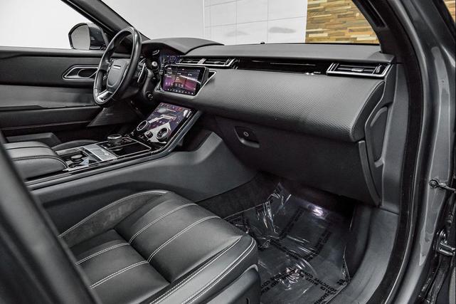 Photo of 2018 Gray Land Rover Range Rover Velar