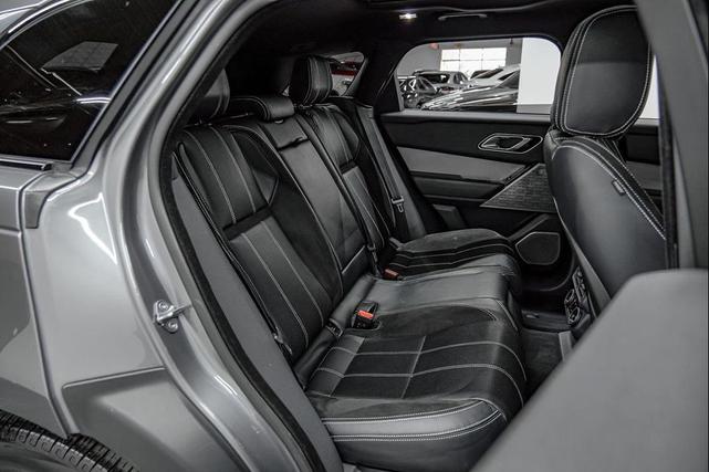 Photo of 2018 Gray Land Rover Range Rover Velar