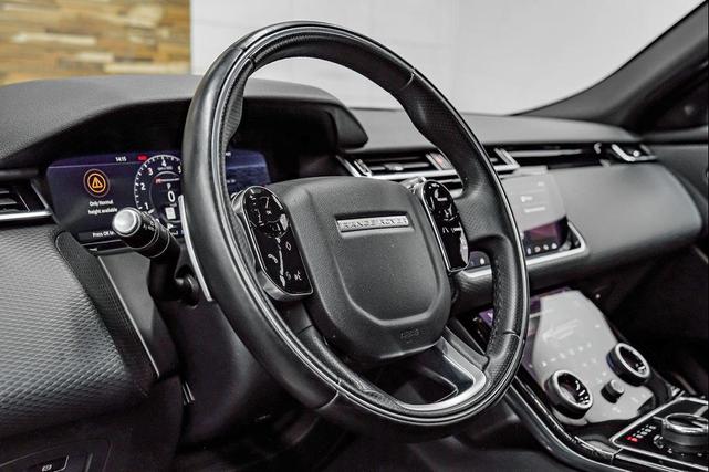 Photo of 2018 Gray Land Rover Range Rover Velar