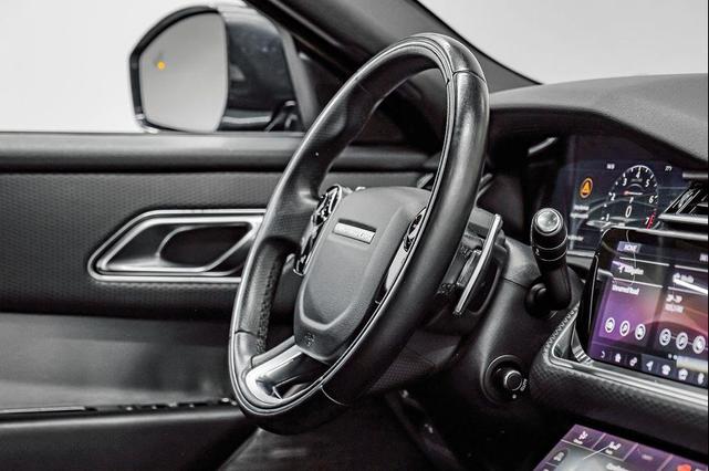 Photo of 2018 Gray Land Rover Range Rover Velar