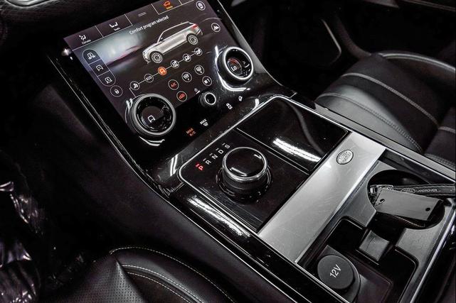 Photo of 2018 Gray Land Rover Range Rover Velar