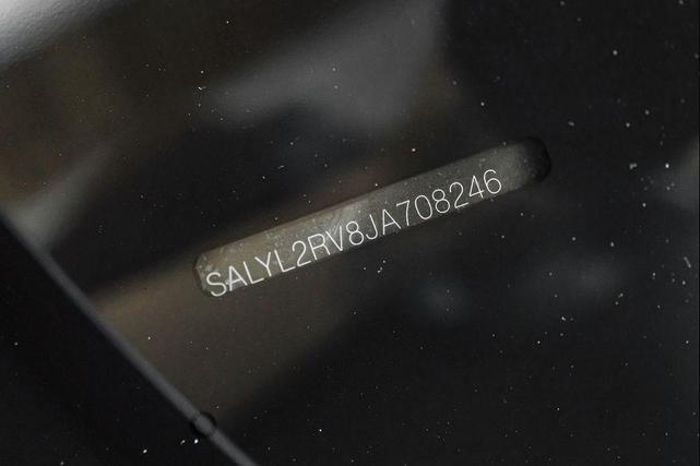Photo of 2018 Gray Land Rover Range Rover Velar