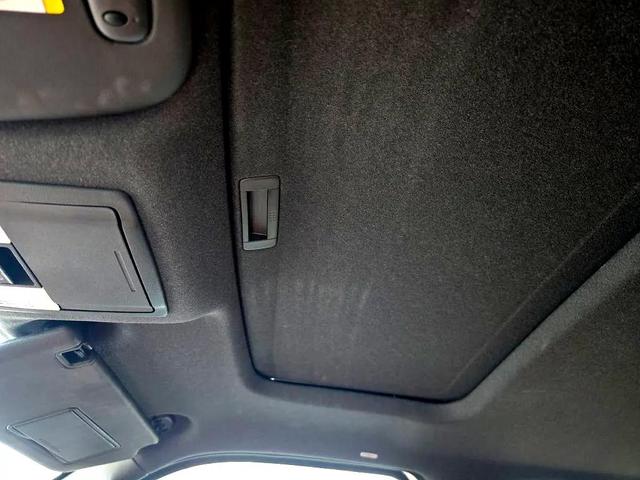 Photo of 2012 White Platinum Metallic Tri-Coat Ford F-250