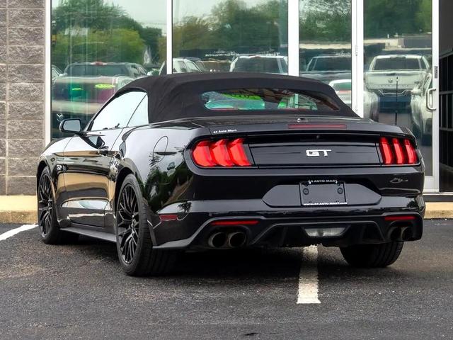 Photo of 2018 Shadow Black Ford Mustang