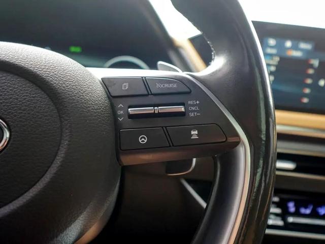 Photo of 2020 Phantom Black Hyundai SONATA
