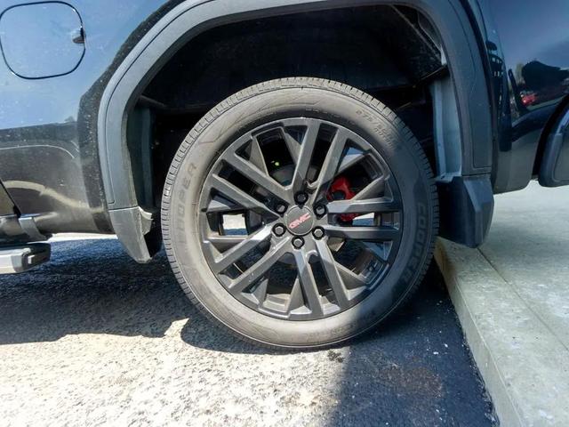 Photo of 2020 Black GMC Sierra 1500