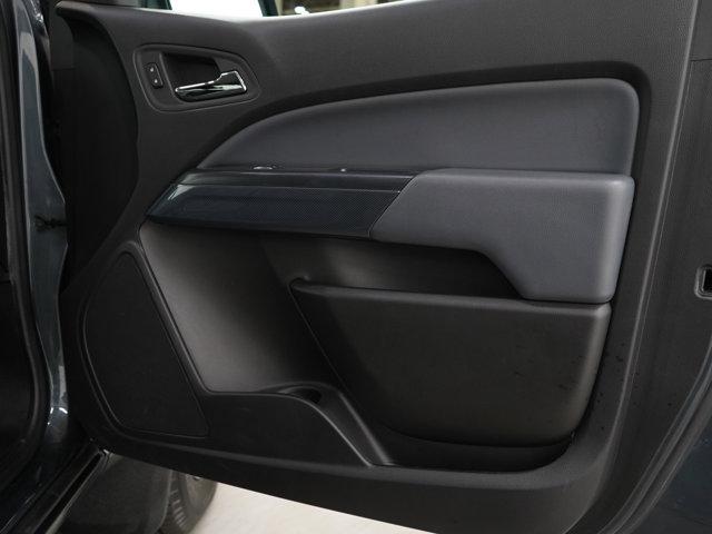 Photo of 2017 Cyber Gray Metallic Chevrolet Colorado