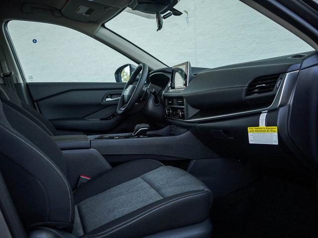 Photo of 2026 Super Black Nissan Rogue