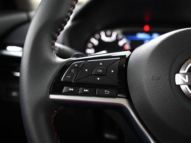 Photo of 2024 Super Black Clearcoat Nissan Altima