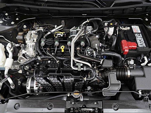 Photo of 2024 Super Black Clearcoat Nissan Altima