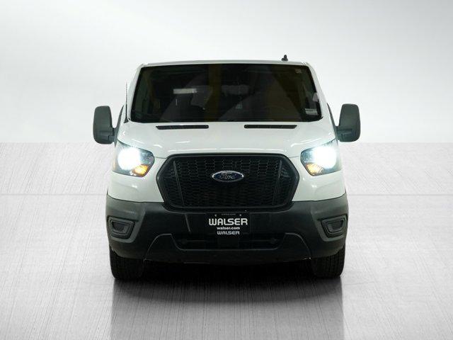 Photo of 2022 Oxford White Ford Transit-150