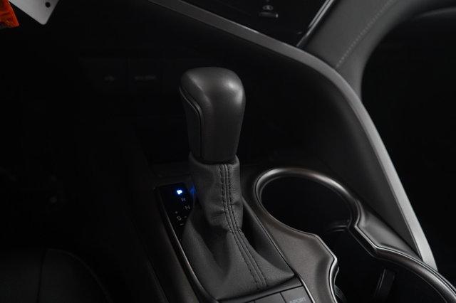 Photo of 2024 Ice Cap Toyota Camry