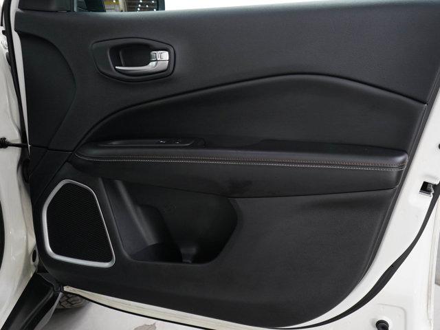 Photo of 2019 White Clearcoat Jeep Compass
