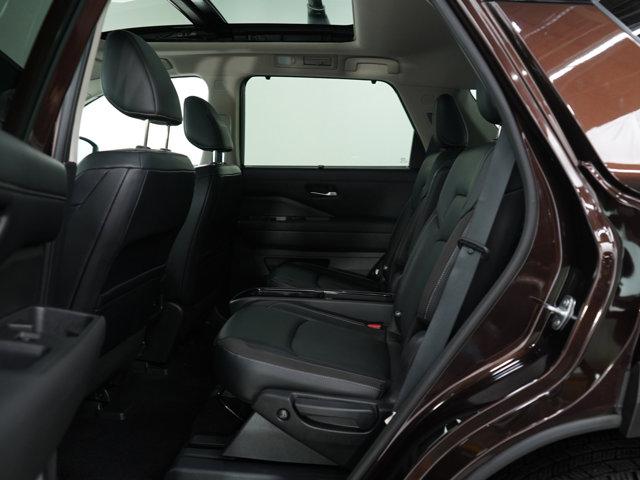 Photo of 2022 Mocha Almond Pearl Nissan Pathfinder