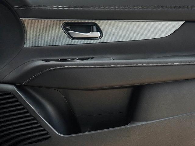 Photo of 2025 Scarlet Ember Tintcoat/Super Black Nissan Murano