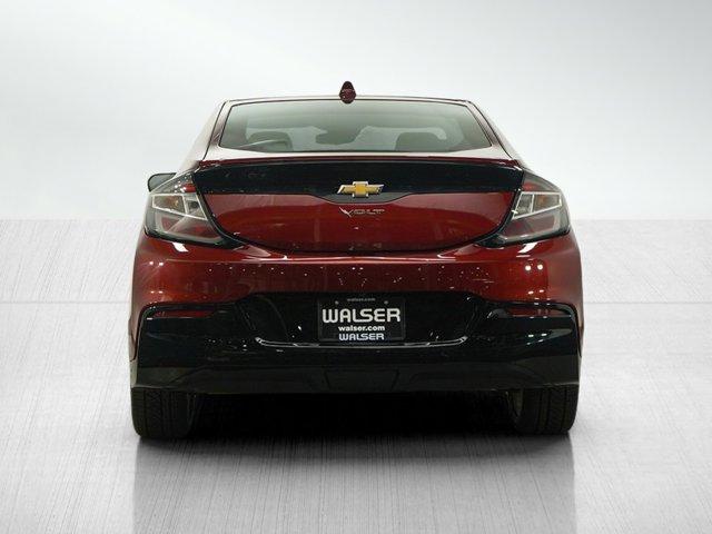 Photo of 2017 Siren Red Tintcoat Chevrolet Volt