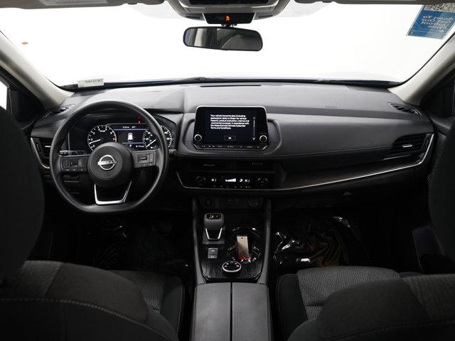 Photo of 2024 Deep Ocean Blue Pearl Nissan Rogue