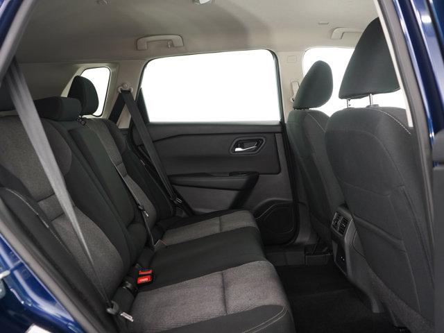 Photo of 2024 Deep Ocean Blue Pearl Nissan Rogue