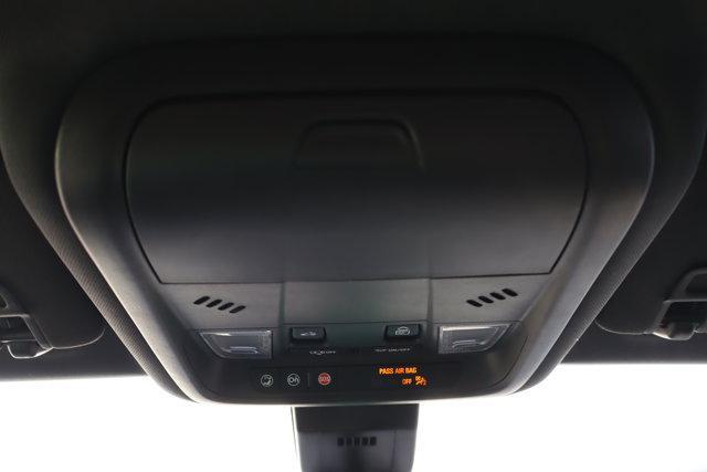 Photo of 2022 Blue Glow Metallic Chevrolet Equinox