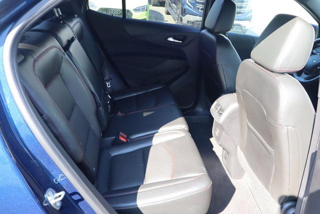 Photo of 2022 Blue Glow Metallic Chevrolet Equinox