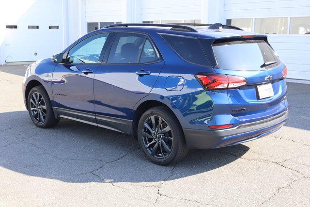 Photo of 2022 Blue Glow Metallic Chevrolet Equinox
