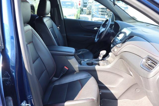Photo of 2022 Blue Glow Metallic Chevrolet Equinox