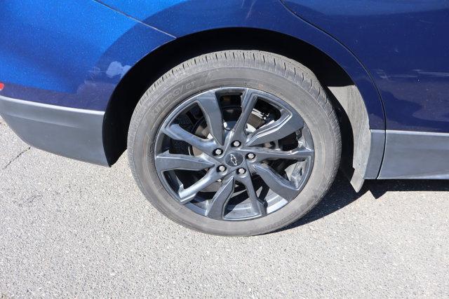 Photo of 2022 Blue Glow Metallic Chevrolet Equinox