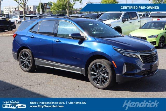 Photo of 2022 Blue Glow Metallic Chevrolet Equinox