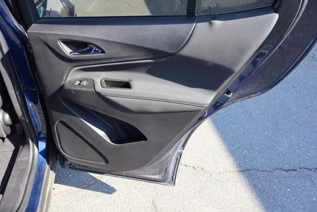 Photo of 2022 Blue Glow Metallic Chevrolet Equinox