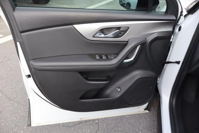 Photo of 2022 Summit White Chevrolet Blazer