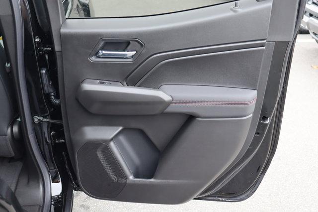 Photo of 2025 Black Chevrolet Colorado