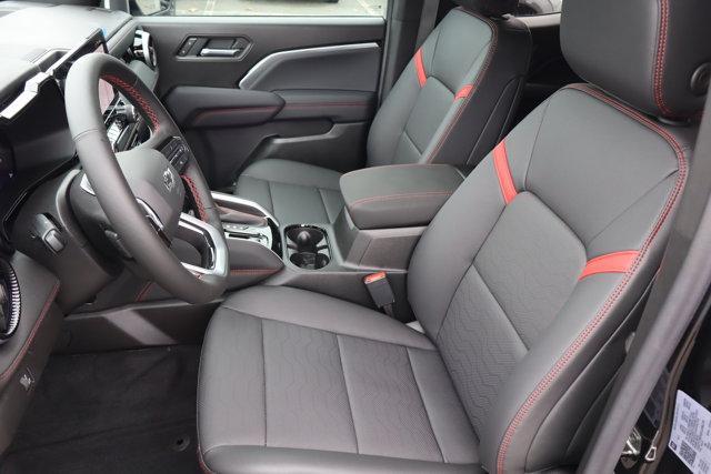 Photo of 2025 Black Chevrolet Colorado
