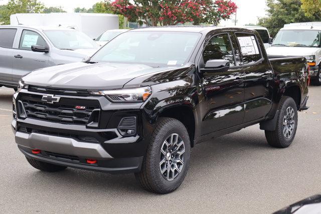 Photo of 2025 Black Chevrolet Colorado