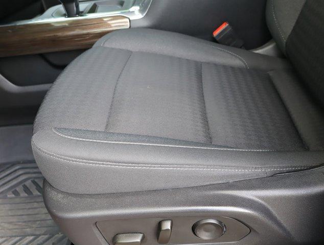 Photo of 2022 Red Chevrolet Silverado 1500