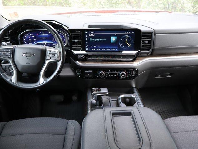 Photo of 2022 Red Chevrolet Silverado 1500