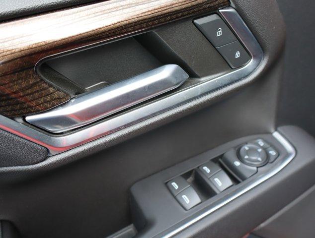 Photo of 2022 Red Chevrolet Silverado 1500