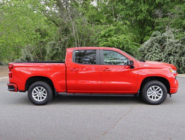 Photo of 2022 Red Chevrolet Silverado 1500