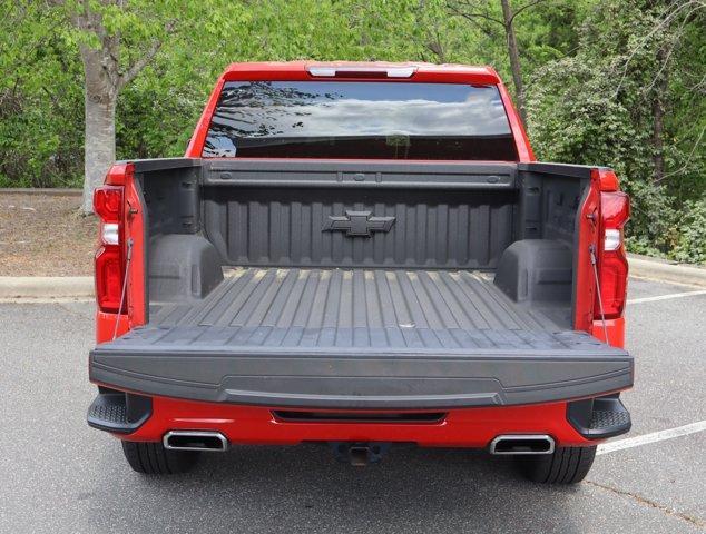 Photo of 2022 Red Chevrolet Silverado 1500