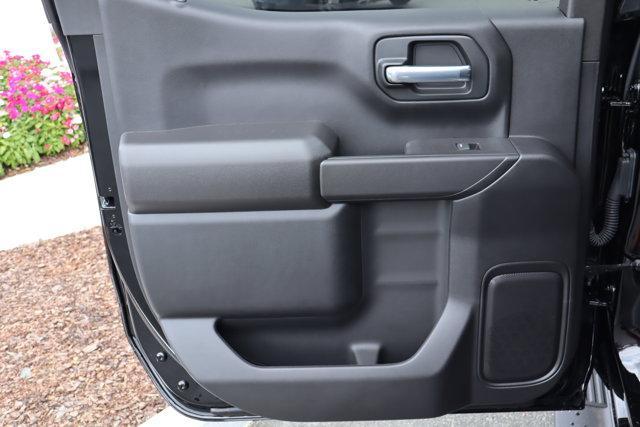 Photo of 2025 Black Chevrolet Silverado 1500