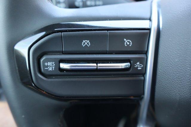 Photo of 2024 Summit White Chevrolet Colorado