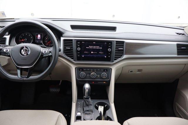 Photo of 2019 Pure White Volkswagen Atlas